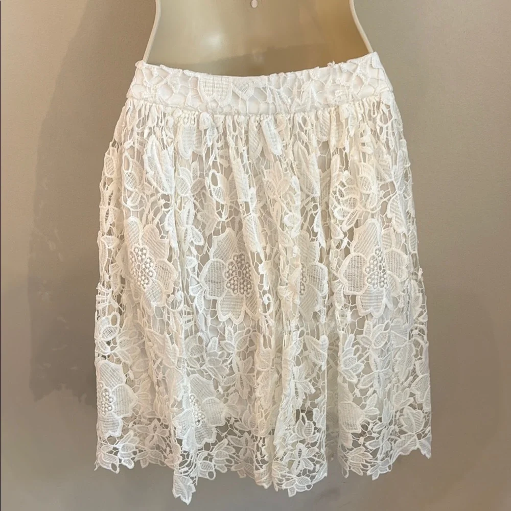 White Floral Lace Midi / A line Skirt - delicate and feminine - Picture 5 of 12